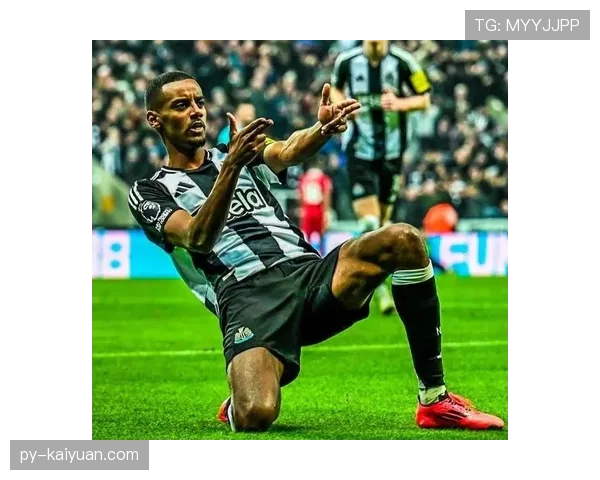 伊萨克赛场表现波动的根源及其对球队战术的影响